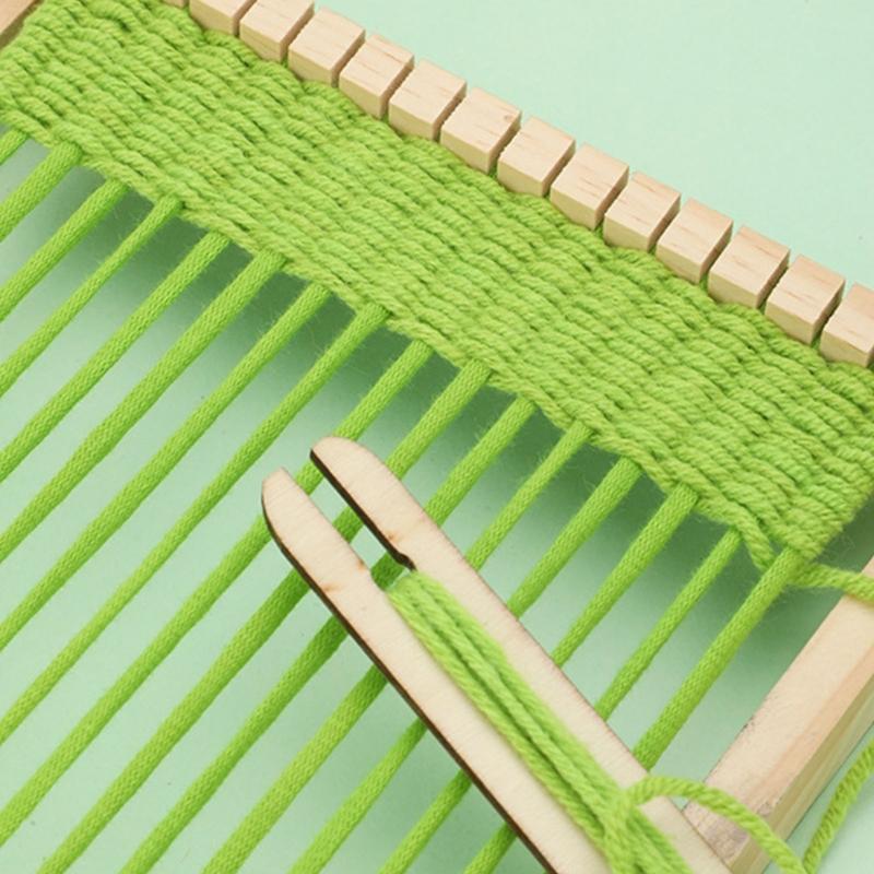 Kleine tragbare Maschine für Kinder Wandteppich-Webspielzeug Buchenholzmaterialien Leicht zu verstauen Pädagogisches Bastelset