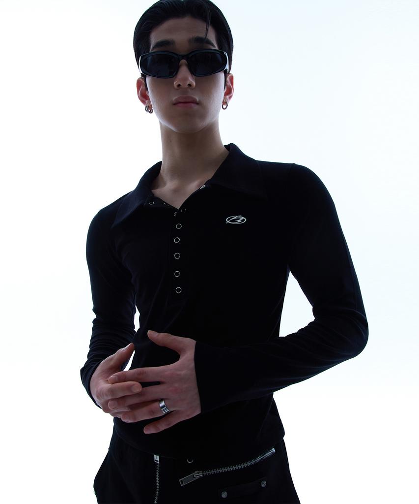 MORE THAN BLACK Logo Snap Collar Long Sleeve