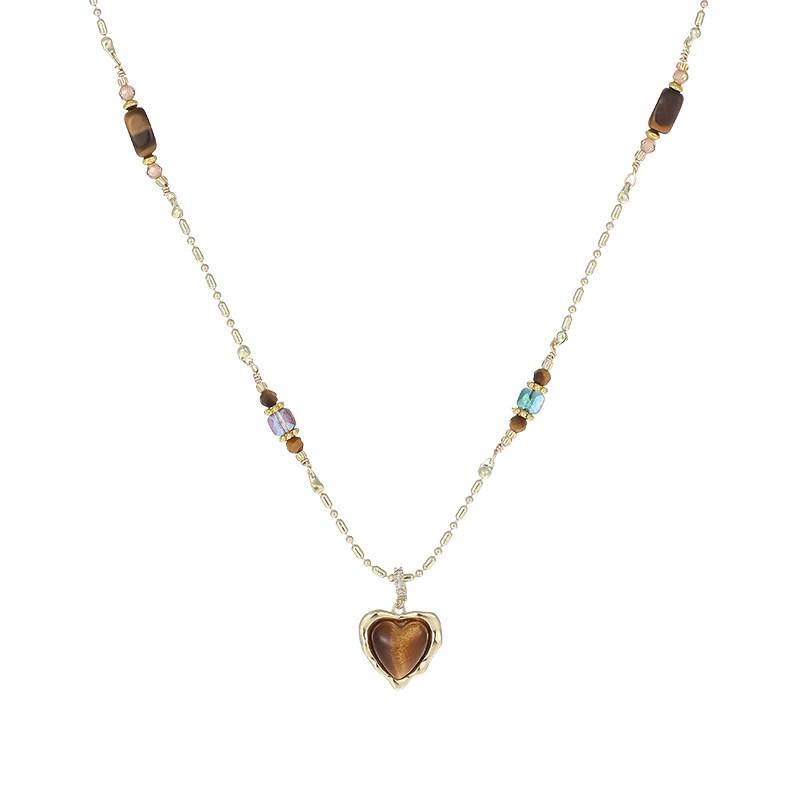Tiger Eye Heart Pendant Necklace: Retro Gold Clavicle Chain for Women, Stylish Sweater Accessory
