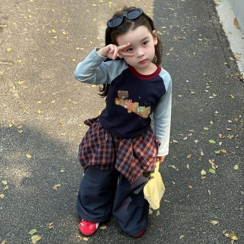 

Korean Style Girls Autumn Cartoon Layered Slim Fit T-Shirt 100 cm