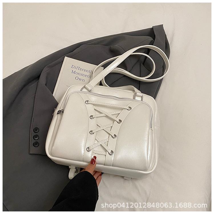 

Shoulder bag Korean version bow casual versatile messenger bag European and American retro texture large-capacity commuter bag backpack білий