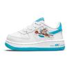 Space Jam x Nike Air Force 1 06 TD Hare Scarpe da Ginnastica per Bambini Bianche Azzurro-Fury DM3356-100
