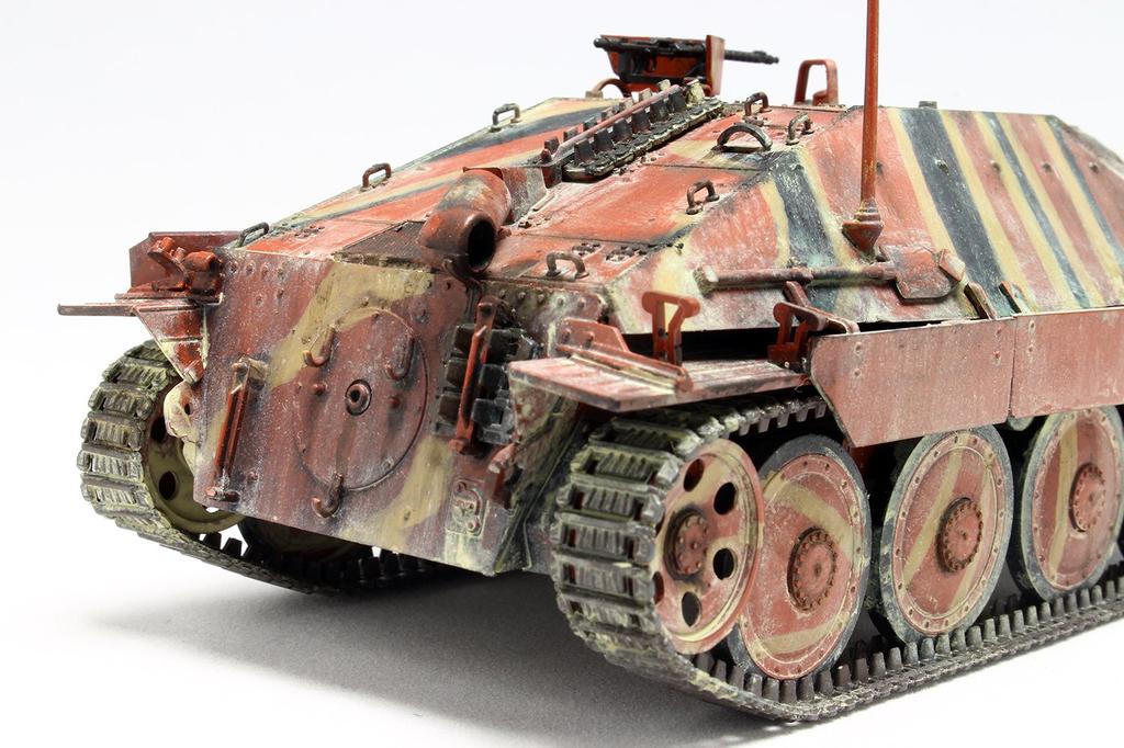 Platz/Italeri 1/35 World of Tanks German Hetzer Tank Destroyer Plastic Model WOT39511