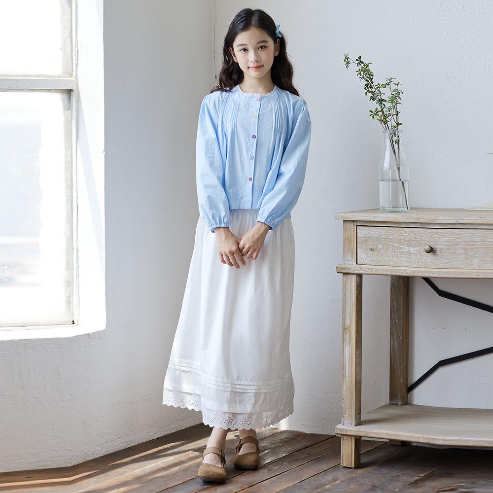 Girls' Autumn Lace Two-Piece Set: Long-Sleeve Top and Skirt for Children