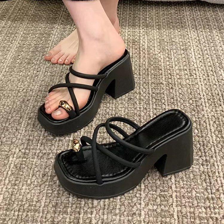 

Women s shoes fashion high-end cool slippers women s summer wear thick heel thick sole high heel sandals women 35 чорний