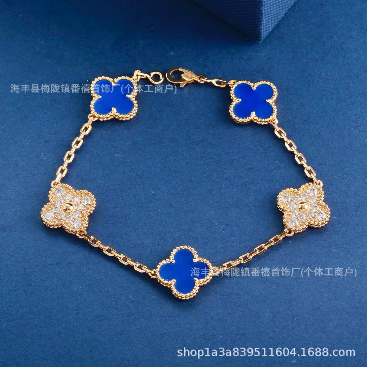 

Clover Blue Agate Diamond Bracelet for Women, Colorfast, High-End Hand Jewelry
