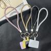Accesorii pentru telefoane – Curele și brelocuri pentru telefoane