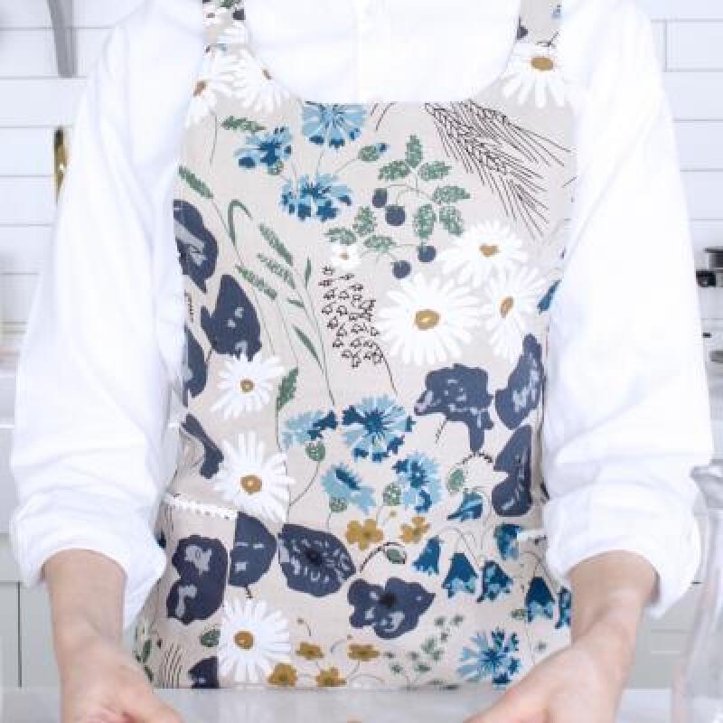 Lovely Apron Red