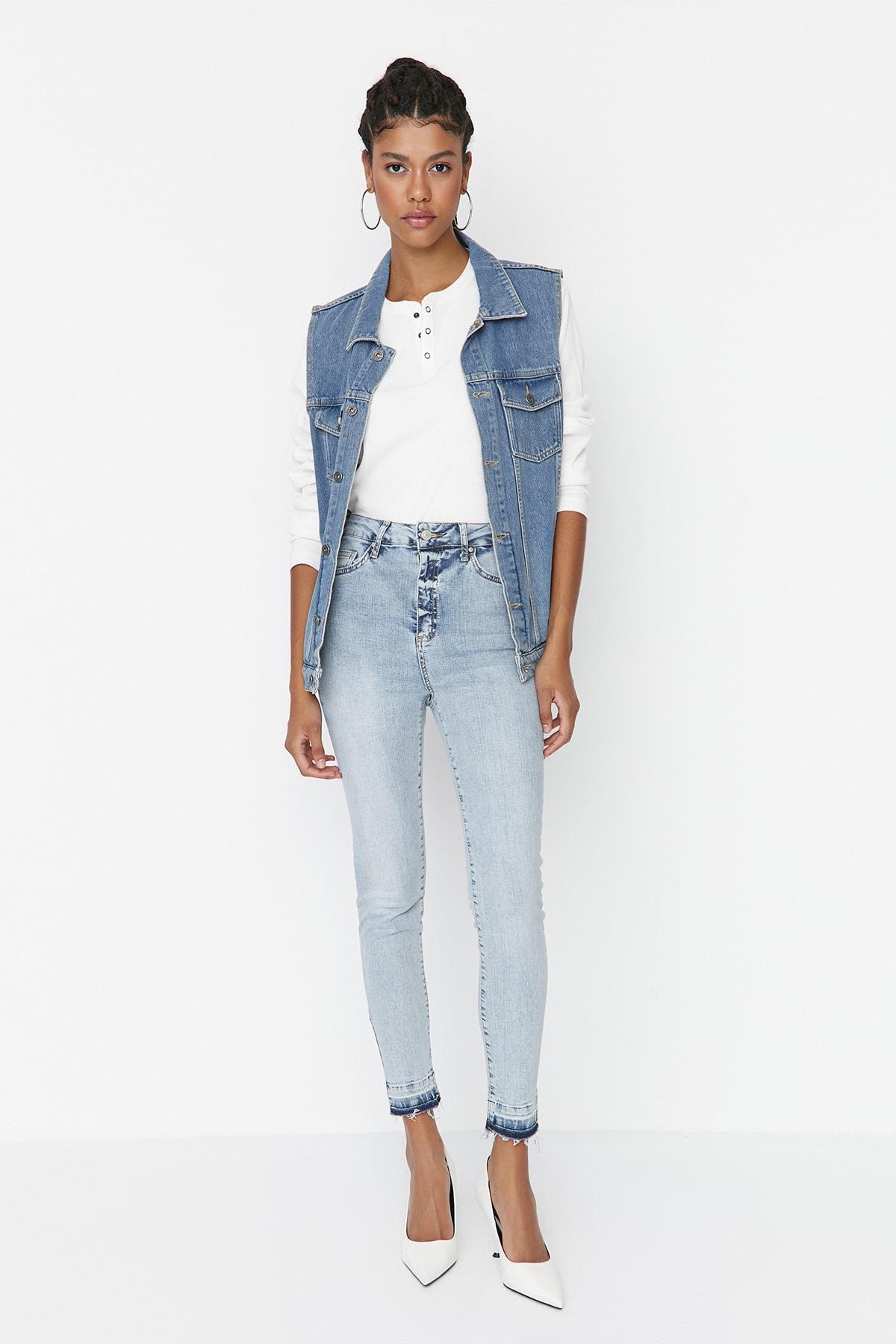 

Джинсы скинни с завышенной талией Blue Legs Color Block TWOAW23JE00120..