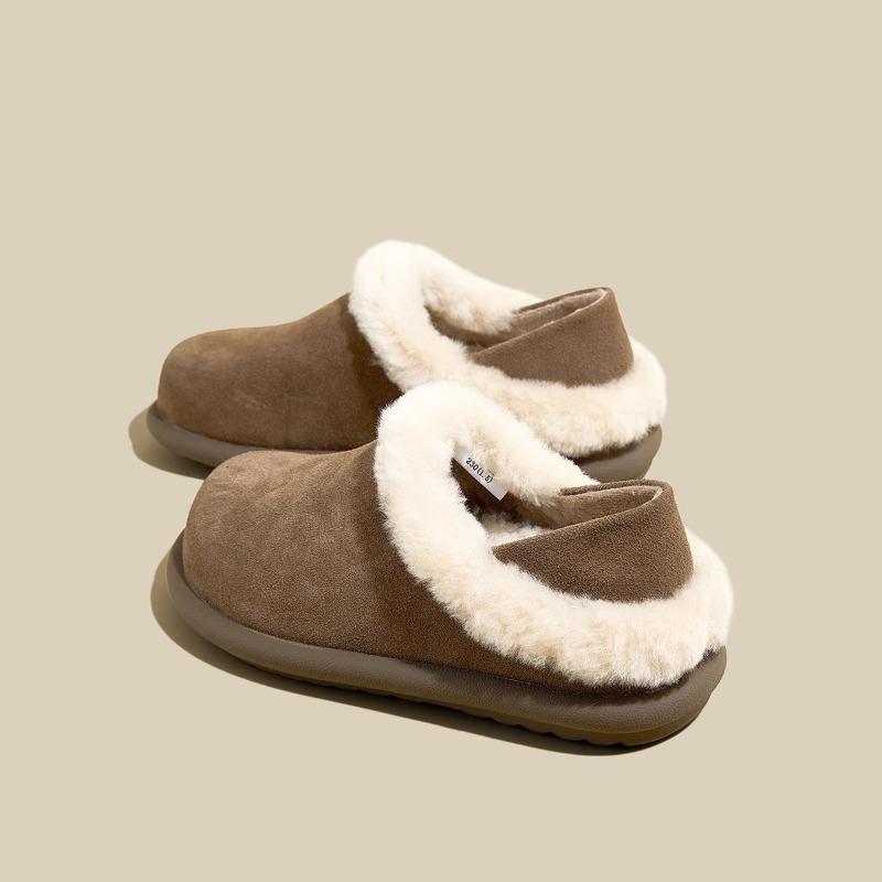 Women wear fluffy snow boots with one foot in winter velvet cotton shoes, and women's warm thick soles increase in height