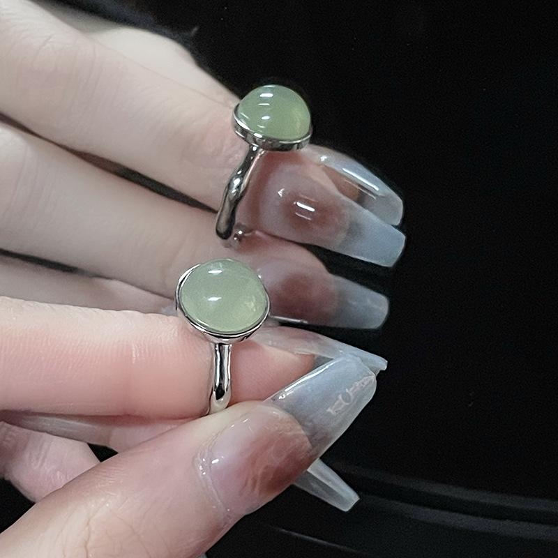 Niche Design Stacked High-End Temperament Ring French Irregular Personality Light Luxury Ring Women