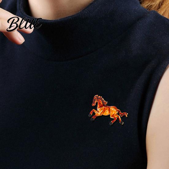 Animal Brooch Horse Retro Style Enamel Pin Smooth Line Design