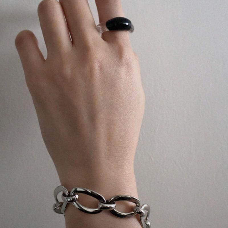 APIOH BLACK WAVE RING