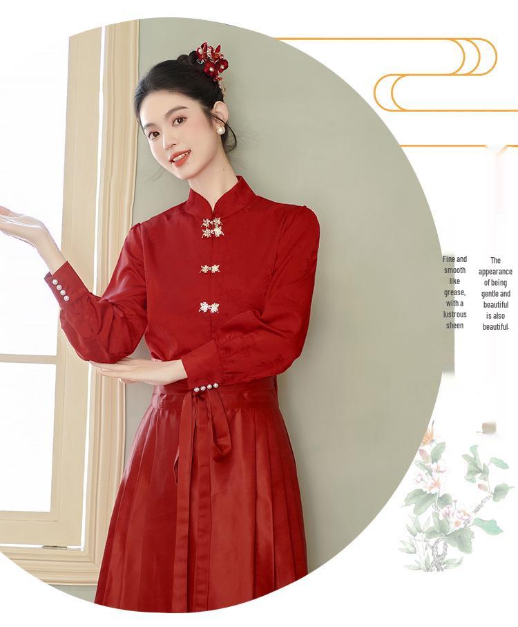2024 Autumn/Winter Red Horseface Skirt Cheongsam Bridal Toasting Dress - Chinese Style Wedding & Engagement Outfit for Women
