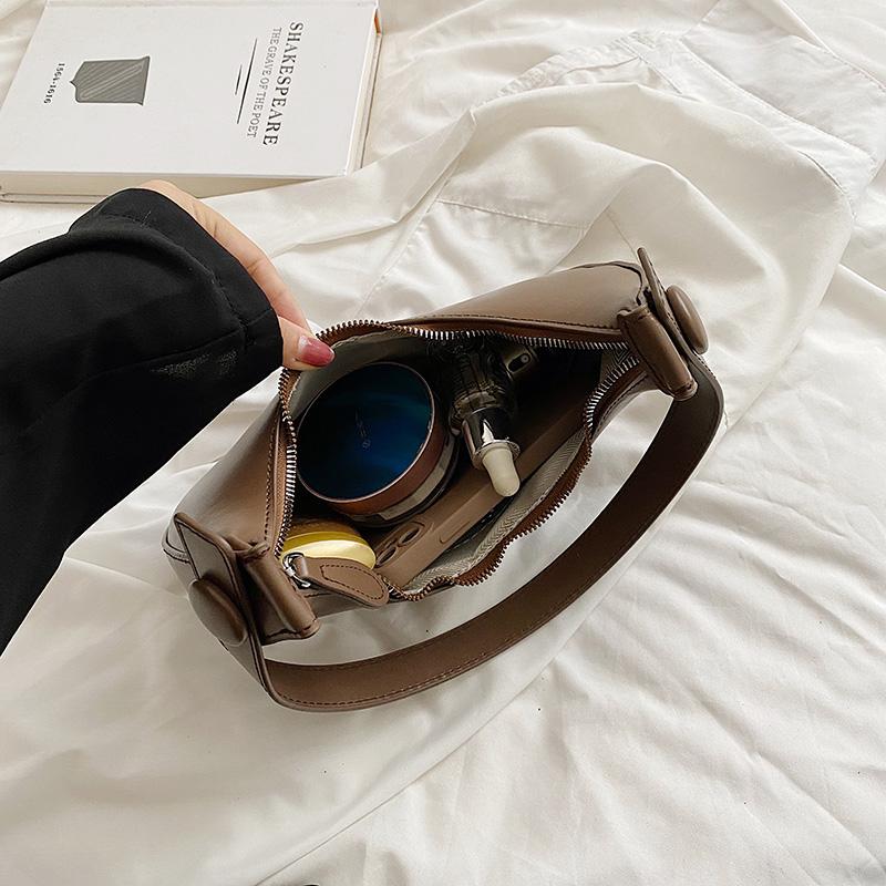 Solid PU Leather Women Luxury Designer Handbag Purses 2025 Fashion Vintage Wallet Zipper Half Moon Crescent Hobos Shoulder Bags