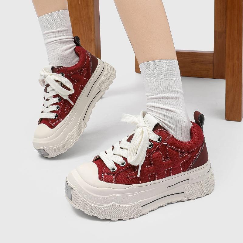 Couple Style Thick Soled Comfort Canvas Shoes Fashiable And Persalized Board Shoes Round Toe Low Cut Lace Up Casual Shoes