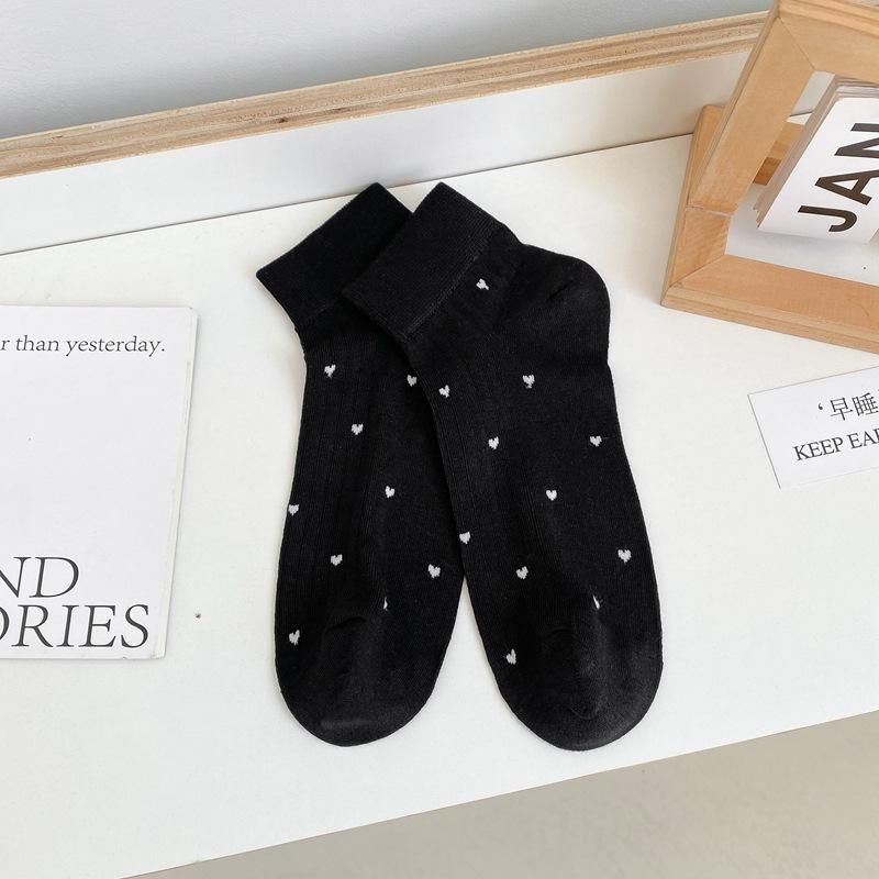 

Solid Color Love Simple Mesh Breathable Short Boat Socks For Women Thin Versatile Women S Socks One size fits all чорний