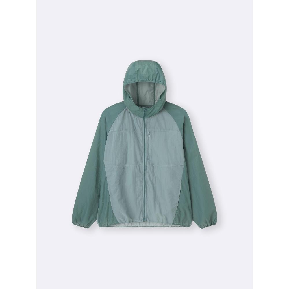 GU by Uniqlo Pocketable Light Nylon Hoodie+e