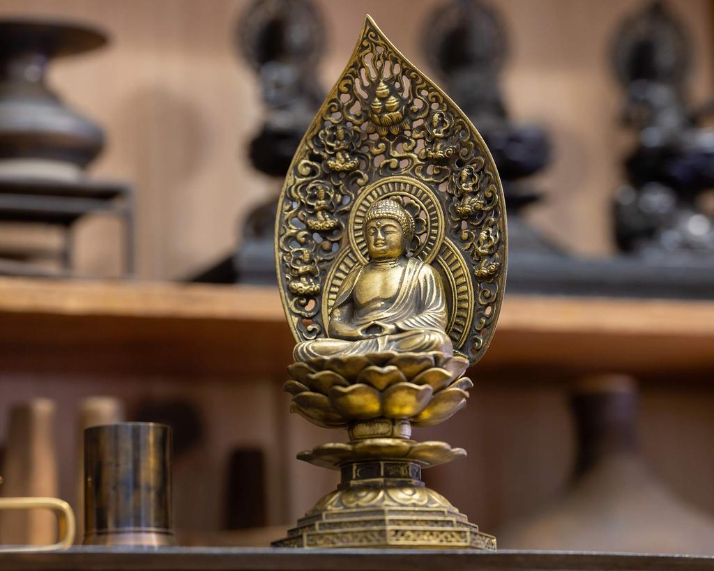 Buddha Statue Shaka Nyorai Seated Statue 18cm Makita Shuun Original Rinzai Tendai Takaoka Copperware Shaka Nyorai (antique Gold) Sculptor Model