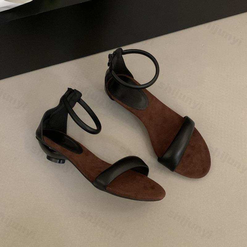 Fashion Summer Women High Heels Sandals 2025 New Leopard Print Fashion Open Toe Buckle Sandals Casual Square Toe Outdoor Female Shoes