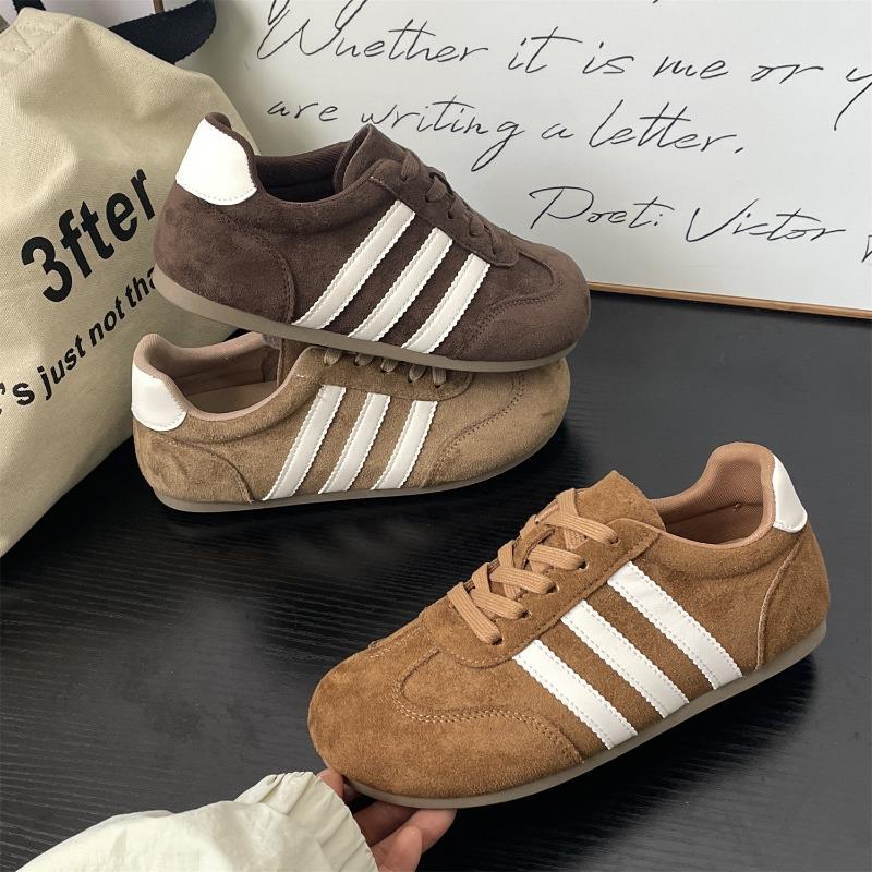 Autumn new retro fashion versatile sports casual shoes board shoes 5913