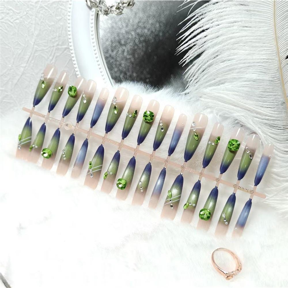 Gradient Cat Eye Emerald Diamond Wearable Manicure Cool Feeling Manicure Removable Premade Manicure 30 Pieces