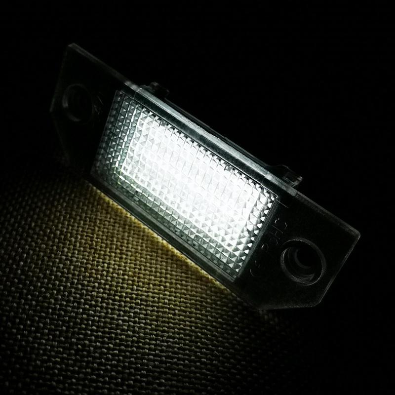 2pcs License Number Plate Light Lamp Plastic Fit For Focus C-MAX I Focus MK2 2003-2008