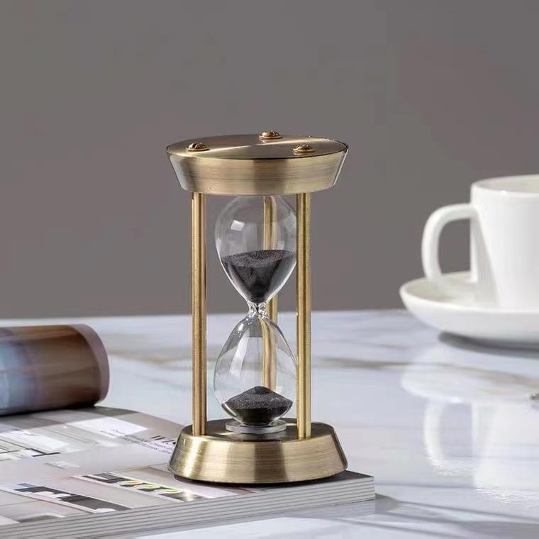 

Гостиная Металлический Трехколонный Таймер Орнамент Мини Роскошный Настольный Декор Песочные Часы Обратный Отсчет Спальня Фурнитура Песочные Часы 3min