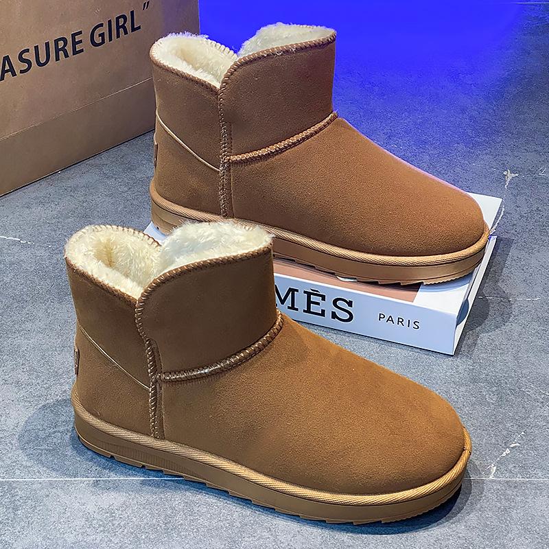 Winter Warm and Velvet Northeast Snow Boots Men's 2025 New Thickened Couple Shoes Bread Shoes Short Boots Non-slip Cotton Shoes
