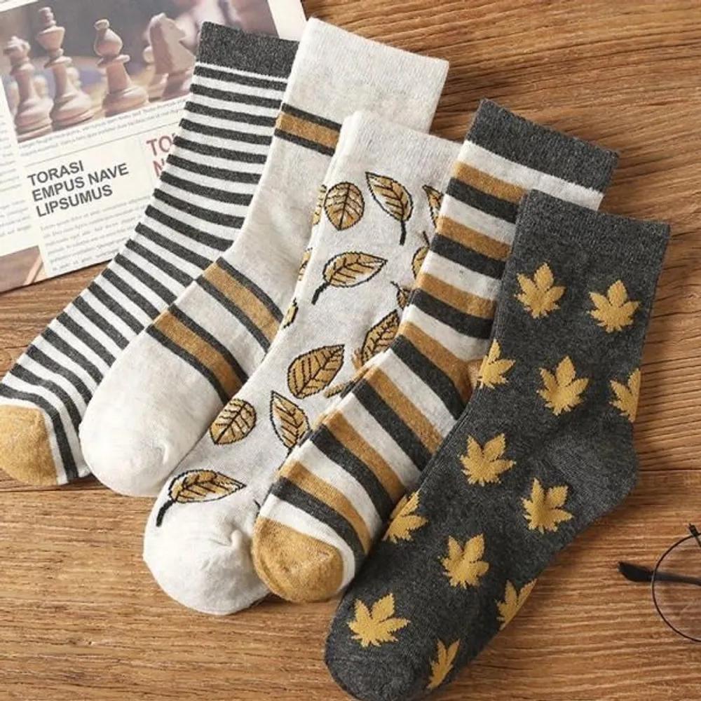 Holridge [Set of 5] Forena Striped Maple Leaf Mid-Length Socks 5-piece set