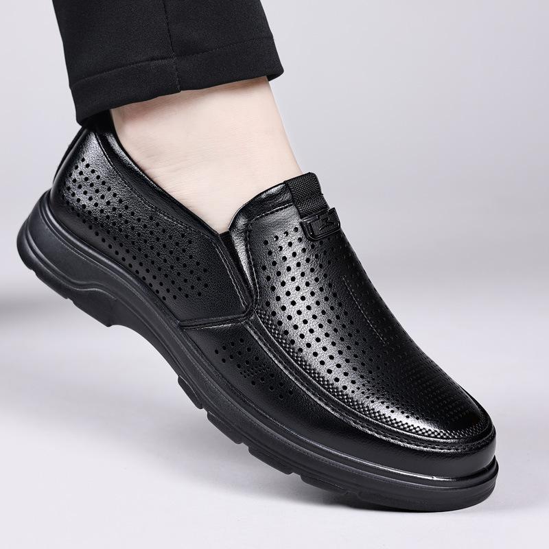 Summer New Men'S Hollow Casual Leather Shoes Breathable And Non-Stinky Foots Men'S Slip-On Soft-Soled Soft-Surface Leather Shoes