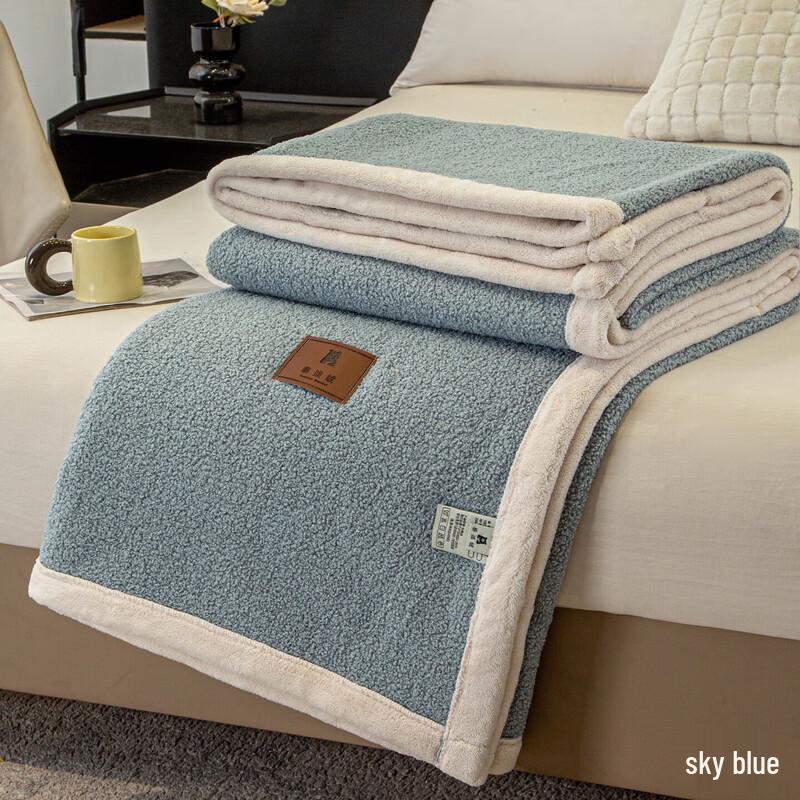 Легкое смесовое одеяло Hongdou