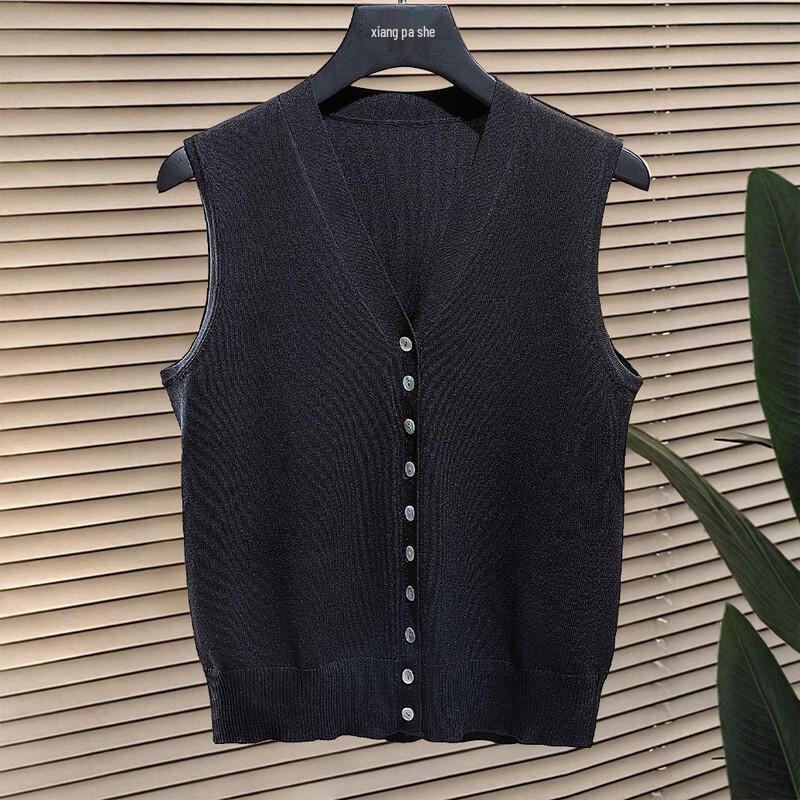 Women s V-Neck Slim Fit Knit Top M