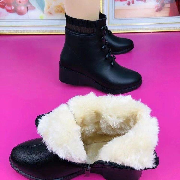 Winter Velvet Lace-up Slope-soled Winter Women's Shoes Rubber Soft-soled Women's Boots