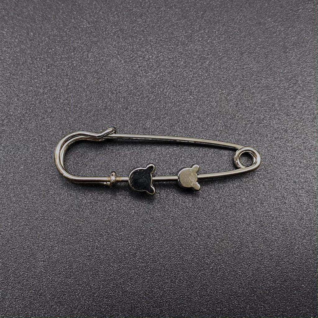 Exquisite Small Waistband Adjustment Pin: Clothing Fix Brooch for Secure Fit