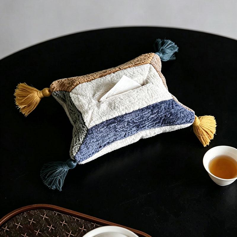Ancient-Style Handmade Tassel Tissue Bag with Custom Color Block Design for Restaurants and Bathrooms