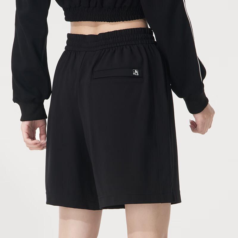 MLB New York Yankees Comfortable Simple Fashion Solid Color Casual Shorts Women shorts Black 3ASPB1353-50BKS