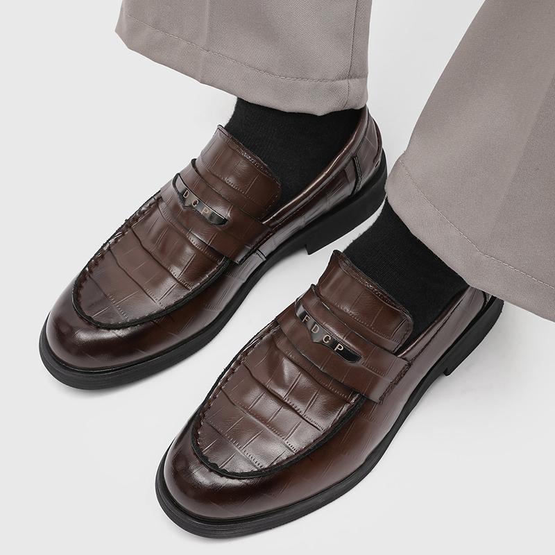 Fashion Men's leather shoes High quality British style Business or Dress up party Outdoor Fashion Street 38-46 Luxury loafers Slip on