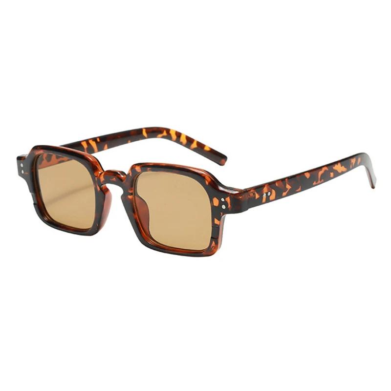 Retro Classics Square Sunglasses For Women Men Fashion Luxury Brand Vintage Rivet Sun Glasses Modern Female Male Shades UV400