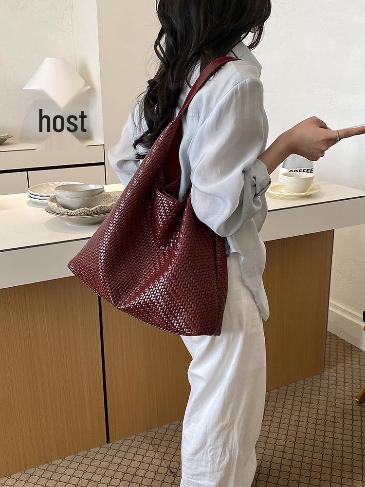 Women's Retro Large Capacity Woven Shoulder Bag - 2026 Underarm & Mother-Child Style
