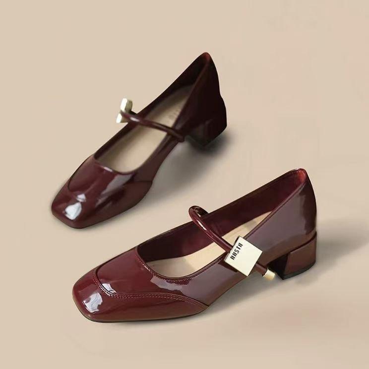 

Retro Mary temperament small fragrant wind small leather shoes women shallow mouth 2025 new evening wind French fashion lightweight single shoes women 40
