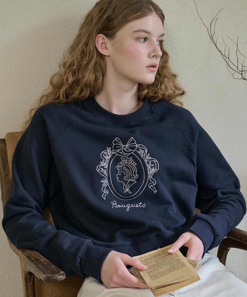 CPGN STUDIO Bianca Raglan Sweatshirt Navy