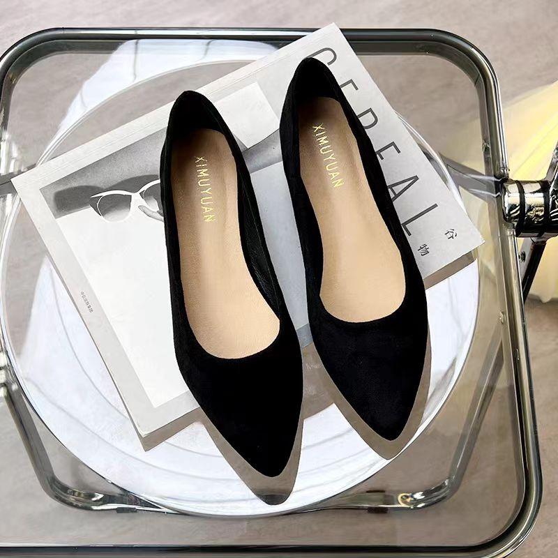 

Модні гостроносі балетки для жінок Весна-Осінь 2025 Нові туфлі з низьким вирізом Великі розміри Повсякденні жіночі туфлі 44 43 Лофери Жіночі 35 чорний