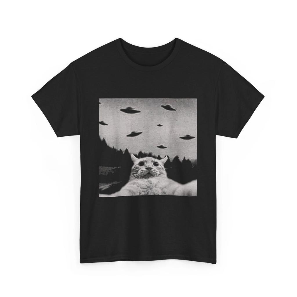 Cat Selfie UFOs T shirt, Flying Saucers Cats Owner Funny Shirt