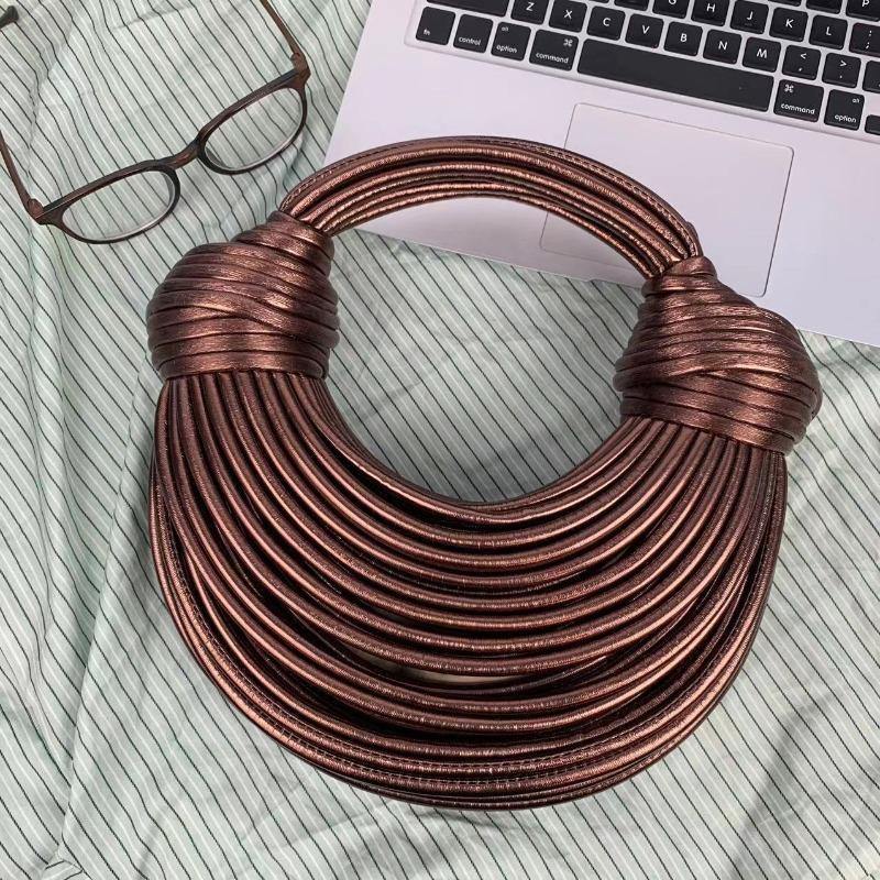 Heiß verkaufende neue Mode Nudeltasche personalisiertes Design vielseitige Knödeltasche handgewebt geknotete Schulter Damentasche