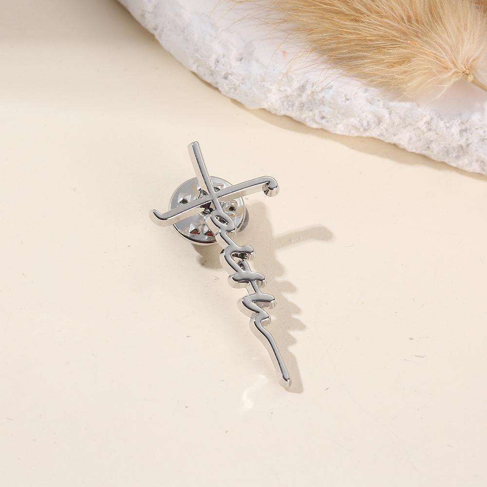 Wuhan Hospital Epidemic Prevention Series: 3D Doctor/Nurse Brooch with Thermometer & Mask Design