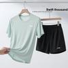 Li Ning Série Football Logo Col Rond Soie Glacée Cool Dry Respirant Course Fitness Alpinisme Loisirs Costume de Sport Unisexe YATV089-2