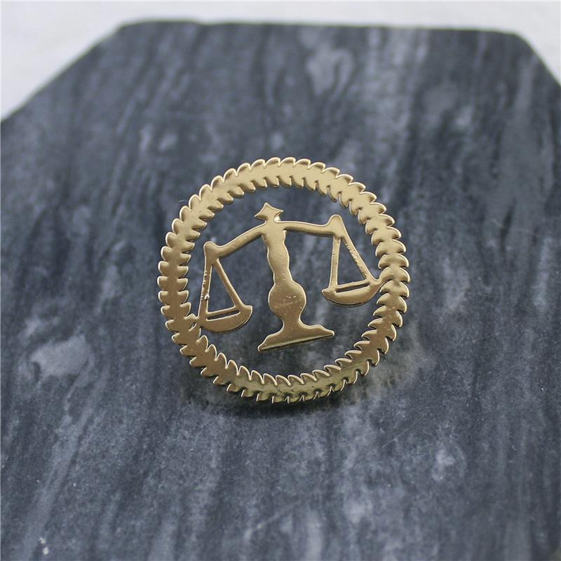 

Чувство Дизайна Знак Весы Колосья Пшеницы Баланс Юрист Судья Сплав Геометрическая Круглая Брошь Сумка Декоративные Аксессуары золотой