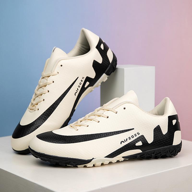 Dětské fotbalové boty Chlapecké Dospívající Studentské Hrací Tréninkové Boty Plochá TF Drcené Kolíky Nízký Svršek 45 Velká Velikost 46