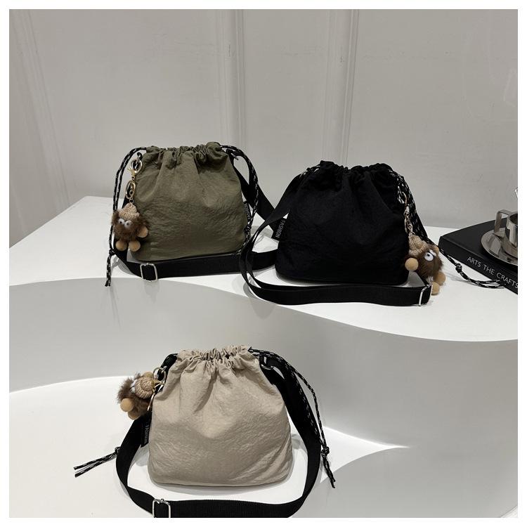 Women's Versatile Large Capacity Crossbody Bag - Japanese & Korean Style with Drawstring
